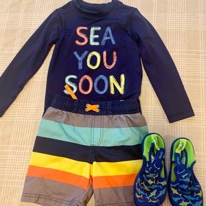 Cat & Jack boy’s swimming set 3 pieces & shoes.
